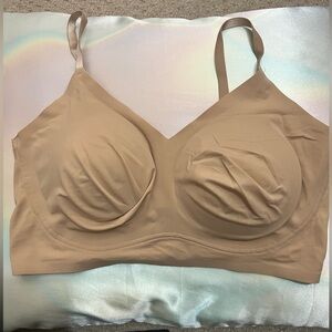 True & Co True Body Full Cup Triangle Bra Bralette nude size Medium